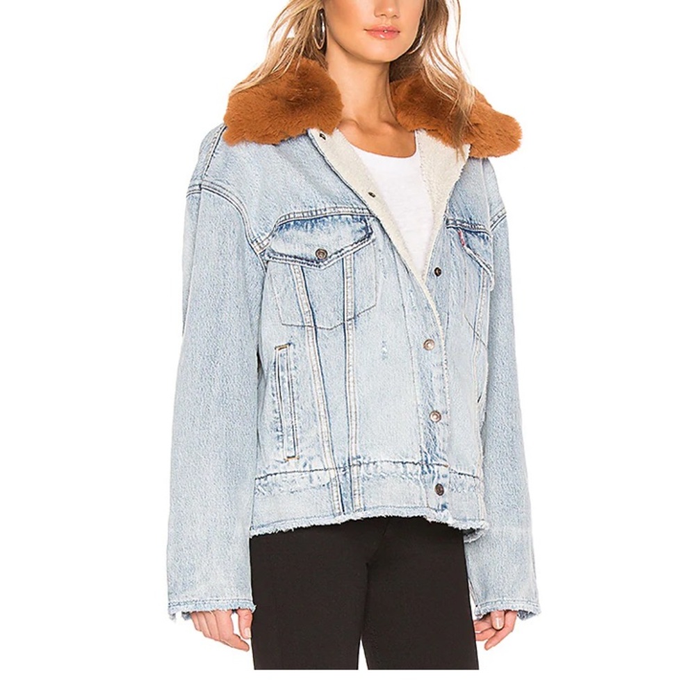 Levis sherpa denim jacket with detachable …